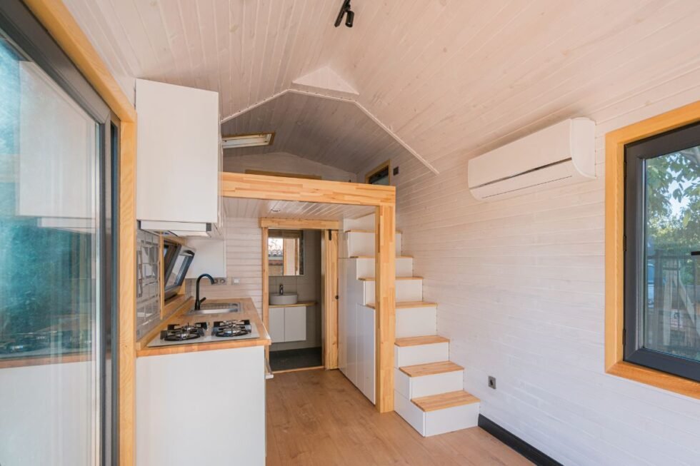 Staircases for Saving Space in Tiny Homes on Wheels, Loft, Tiny House Stair